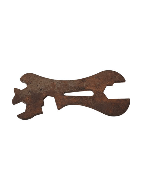605 Wrench Rusty - E1058