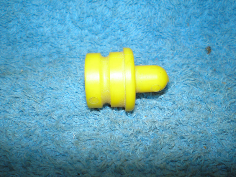 Tent Pole End 1