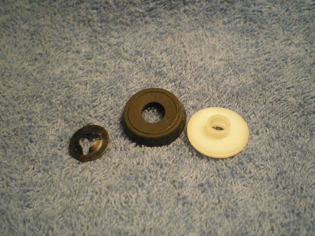 Pump Cup, Back up Plate, & Nut